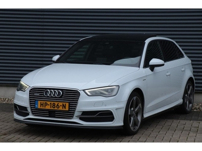 Audi A3 Sportback 1.4 e-tron 2X S-Line / PANO / NAP / VOL!