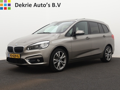 BMW 2-SERIE Gran Tourer 220i 192PK High Executive Automaat 7pers. / Trekhaak / Panorama dak / Leder / Stoelverwarming / Navigatie Plus /