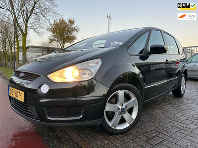 Ford S-Max 2.0-16V