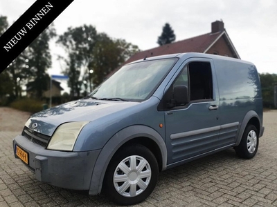 Ford Transit Connect 1.8i 116pk met Zijdeur en Opties !