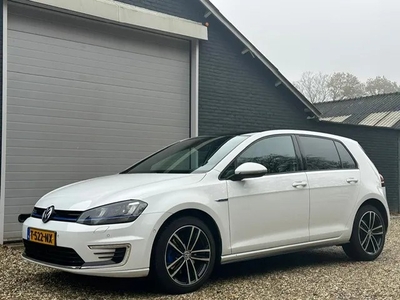 Volkswagen Golf 1.4 TSI GTE FULL OPTIES (bj 2016)