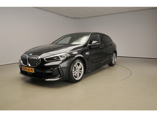 BMW 1 Serie 5-deurs 118d Handbak !! | M-Sportpakket | LED | Navigatie | Sportstoelen | DAB | Hifi speakers | Alu 17 inch