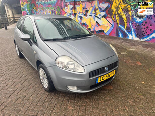 Fiat Grande Punto 1.4 Edizione Prima airco stuurbekrachtiging stereo leuke auto rijd heerlijk bj 2006 klm 229 nap