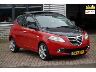 Lancia Ypsilon 0.9 TwinAir Silver PANO CRUISE