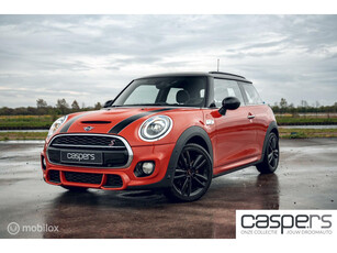 Mini 2.0 Cooper S Pepper | JCW Pack | Pano | Carplay | PDC