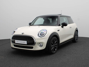 MINI 3-Deurs Cooper Chili + Glazen panoramadak + Achteruitrijcamera + PDC + LED +17''