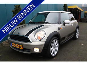 MINI Mini 1.6 Cooper Pepper AC/CRUISE/BLUETOOTH/ELEK.PAKKET/LMV'17. NETTE AUTO!! NW APK RECENT GR BEURT