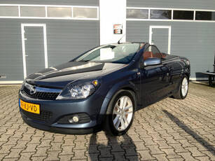 Opel Astra TwinTop 1.8 Cosmo Leder Trekhaak