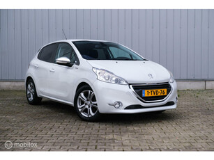 Peugeot 208 1.2 e-VTi Envy | Automaat | Nieuwe Distributie! | Top conditie | Trekhaak