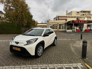 Toyota Aygo X 1.0 VVT-i MT Play Keyless ,Climate control , stoelverwarming , start/stopknop , zeer compleet