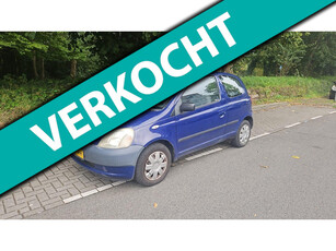 Toyota Yaris 1.0-16V VVT-i Terra/ nieuwe apk