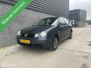 Volkswagen Polo 1.4-16V Comfortline APK|NAP|Airco|Onderhboek