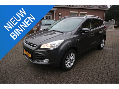 Ford Kuga Benzine