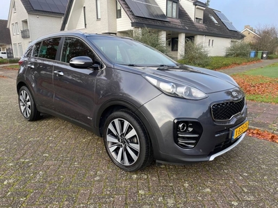 Kia GT Automaat 1.6 GDi LINE AWD 6 MND GAR LEER NAVI C