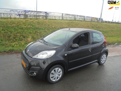 Peugeot 107 Benzine