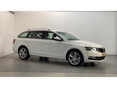 Skoda Octavia Benzine