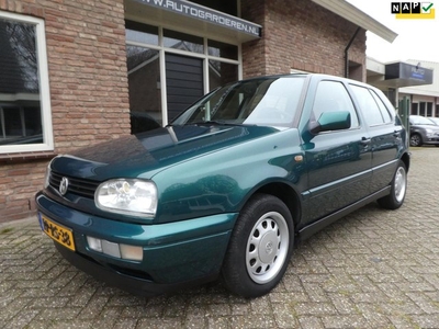 Volkswagen Golf 1.8 GL Atlanta Automaat