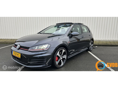 Volkswagen Golf 2.0 TSI GTI 236 pk navi/panodak/leder/clima.