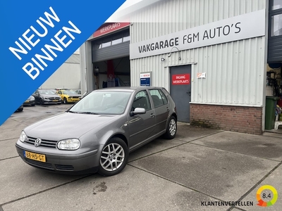 Volkswagen Golf Benzine