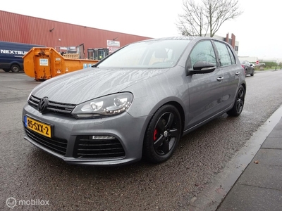 Volkswagen Golf Benzine