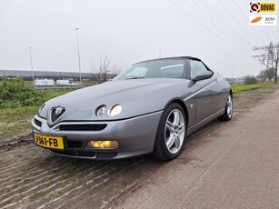 Alfa Romeo Spider 3.0-12V V6 L