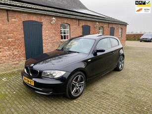 BMW 1-serie 120i Business Line Automaat