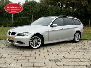 BMW 3-serie Touring 318d Executive Clima Navi