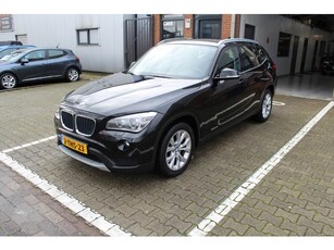 BMW X1 sDrive20i Executive Automaat / trekhaak / xenon