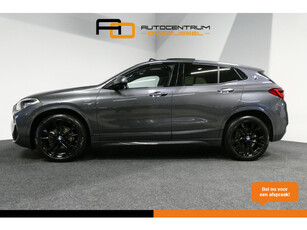 BMW X2 sDrive18i M-Sport / Panoramadak / Achteruitrijcamera / Stoelverwarming / Keyless / Elektr. verstelbare voorstoelen / Climate Control / Full LED / Elektr. achterklep / Cruise Control / 19'' LMV / Sportstoelen