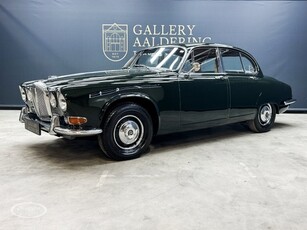 Daimler Sovereign Saloon - ONLINE AUCTION