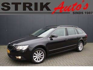 Škoda Superb Combi 1.6 TDI EURO 5 Champs Elysees - PANORAMADAK - NAVIGATIE - CAMERA