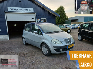 Lancia. en 2x Opel Zafira bij WWW.FOKKEVDVEENAUTOS.NL