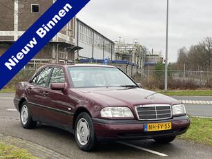 Mercedes-Benz C-Klasse 180 Classic | Origineel NL & NAP |