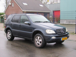 Mercedes-Benz M-Klasse 320 -- Youngtimer --