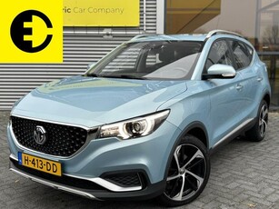 MG ZS EV Luxury 45 kWh €13.950 nieuwjaarskorting Pano