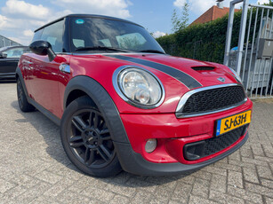 MINI Mini 2.0 143PK COOPER SD AWD! PANO/STOELVERWARM/AIRCO/LMV