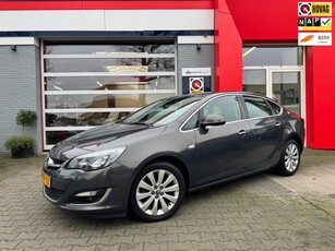 Opel Astra 1.4 Turbo Cosmo