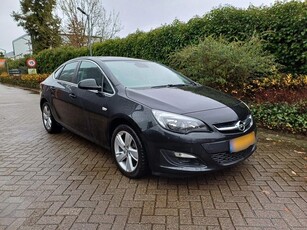 Opel Astra 1.4 Turbo Edition