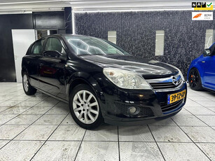 Opel Astra 1.6 Temptation