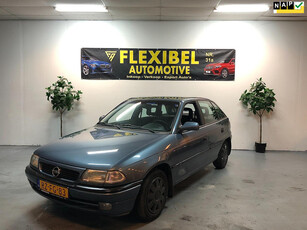 Opel Astra 1.6i / Airco / StuurBkr / Trekhaak / 5-Deurs /