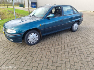 Opel Astra 1.6i AUTOMAAT