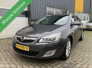 Opel Astra Sports Tourer 1.4 Cosmo NETTE AUTO!