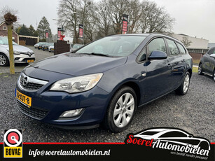 Opel Astra Sports Tourer 1.4 Edition trekhaak onderhoud afgestempeld