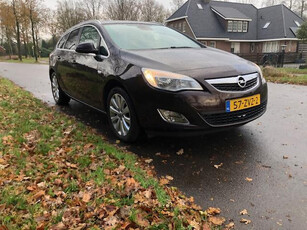 Opel ASTRA SPORTS TOURER 1.4 Turbo