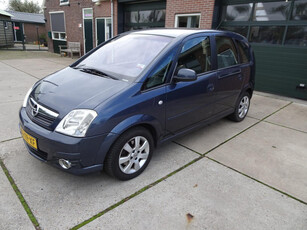 Opel Meriva 1.8-16V Cosmo