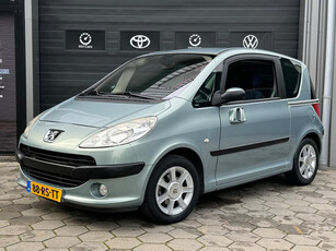 Peugeot 1007 1.6-16V Gentry - 1 Eigenaar - Automaat /Clima/New Apk/ Lage Km NAP!!