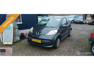 Peugeot 107 1.0-12V XS Urban Move