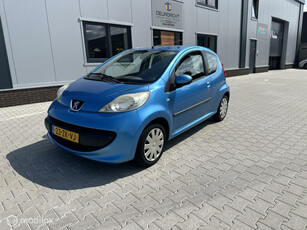 Peugeot 107 1.0-12V XS Urban Move airco