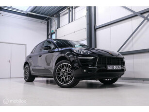 Porsche Macan 3.0 S 340 pk | Trekhaak | DAB | A-Z onderhouden | alcantara | Rijklaar |