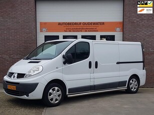 Renault Trafic 2.0 dCi T29 L2H1 Euro 5 honden uitaat